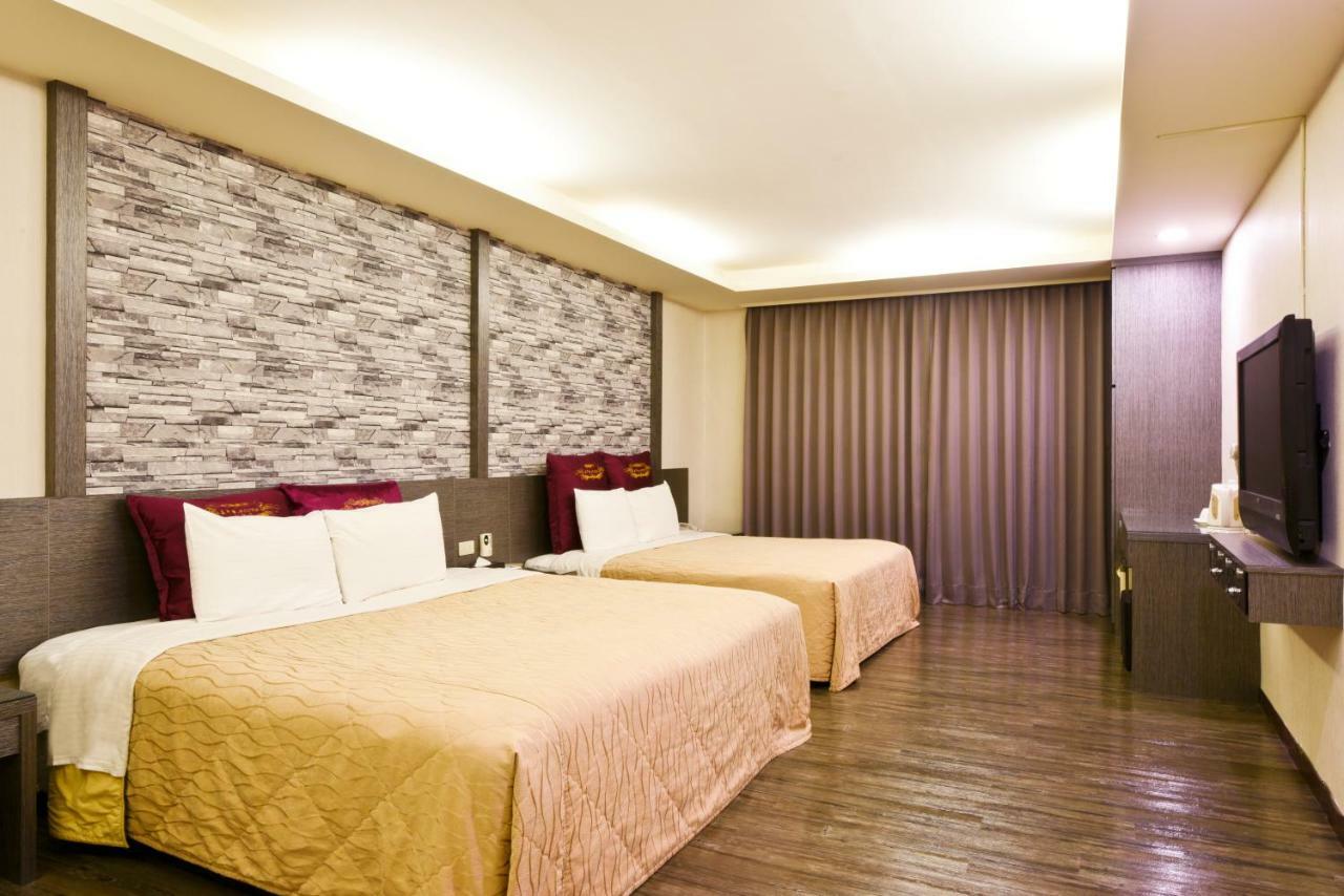 Carnival Motel Taipei Exterior photo