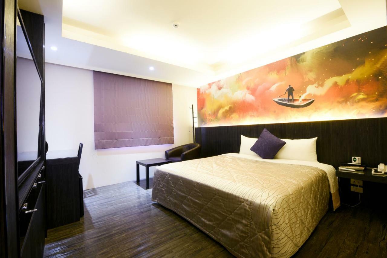 Carnival Motel Taipei Exterior photo